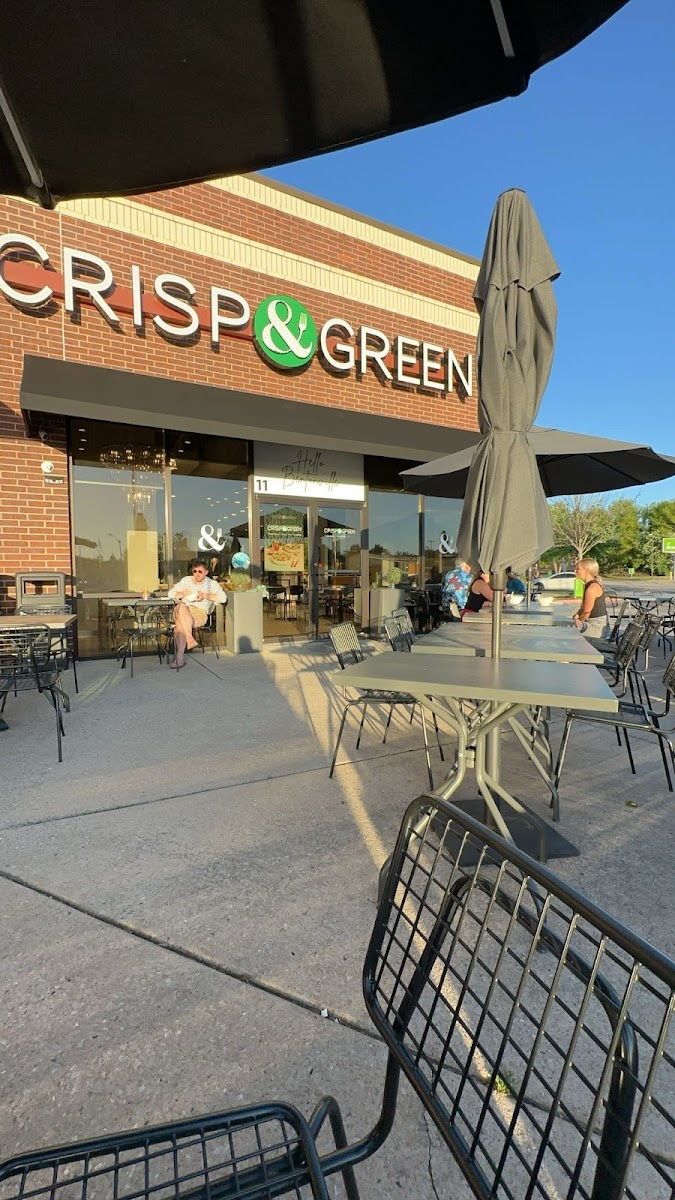 Crisp and Green logo