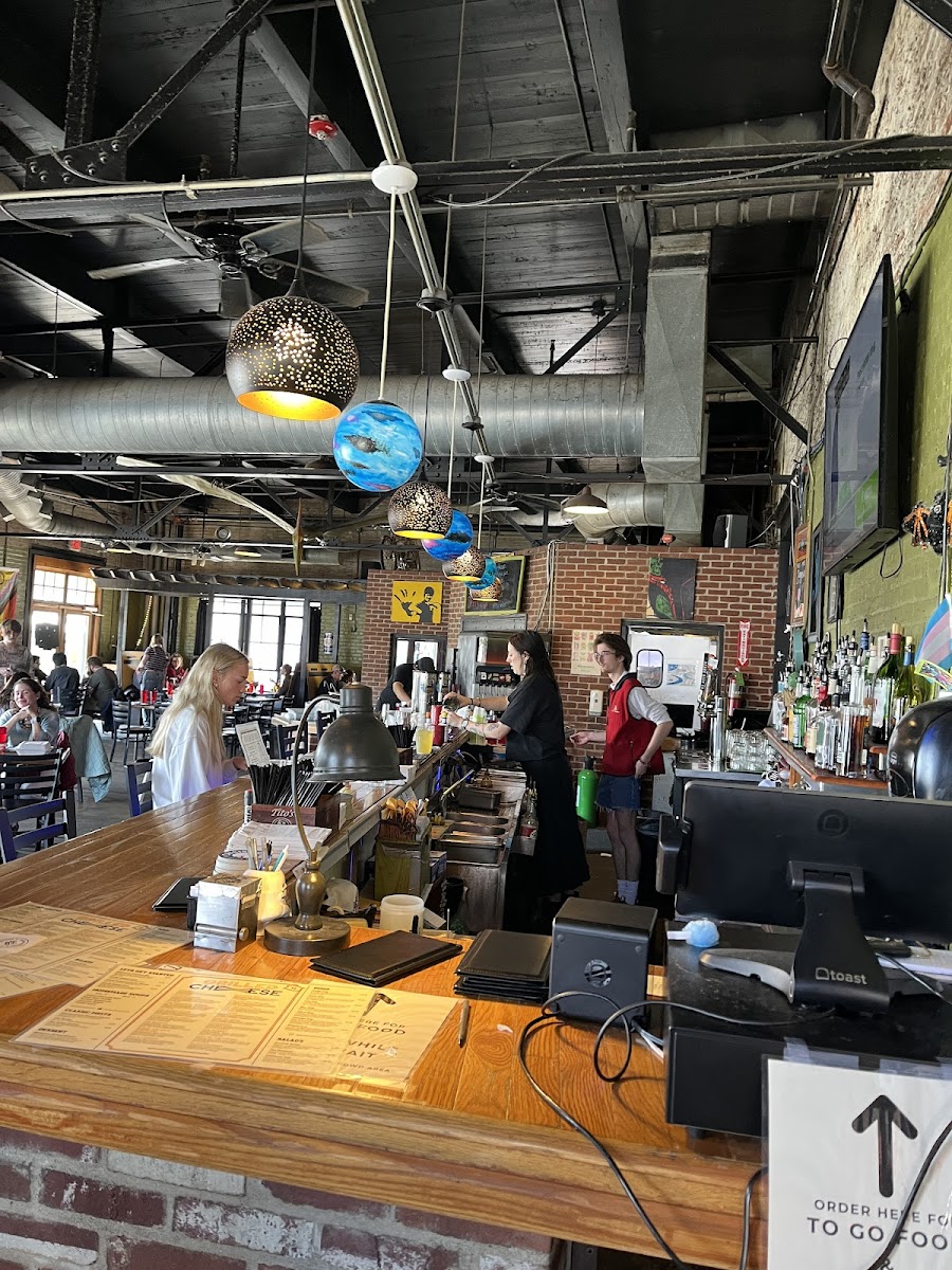 Hammontree's Grilled Cheese logo