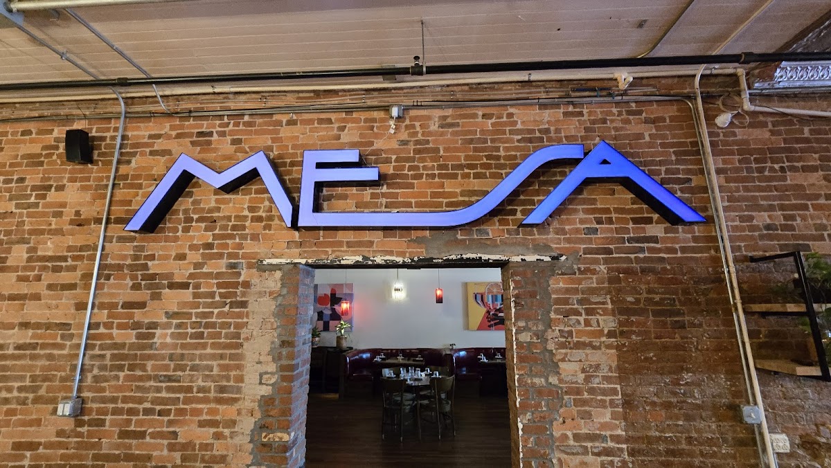 Table Mesa Bistro logo