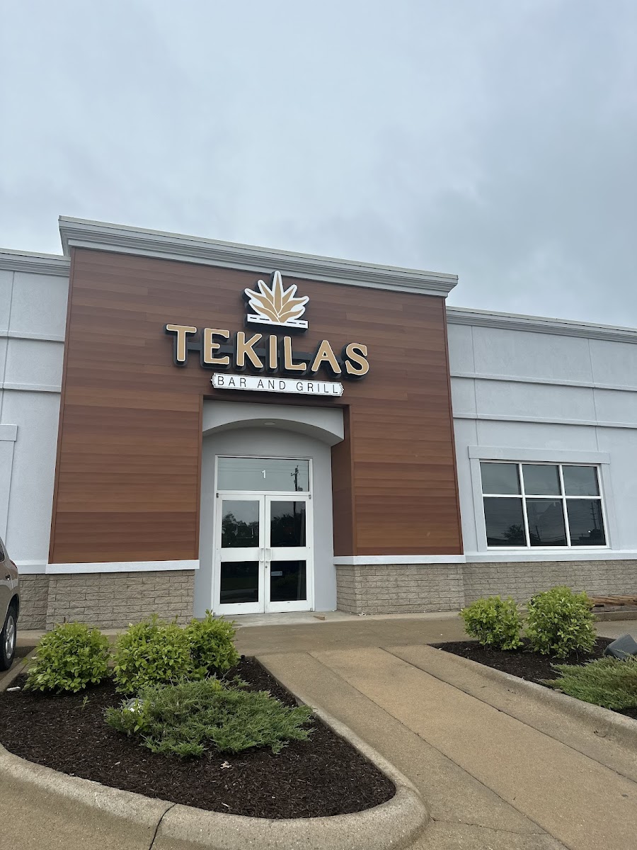 TEKILAS BAR AND GRILL logo
