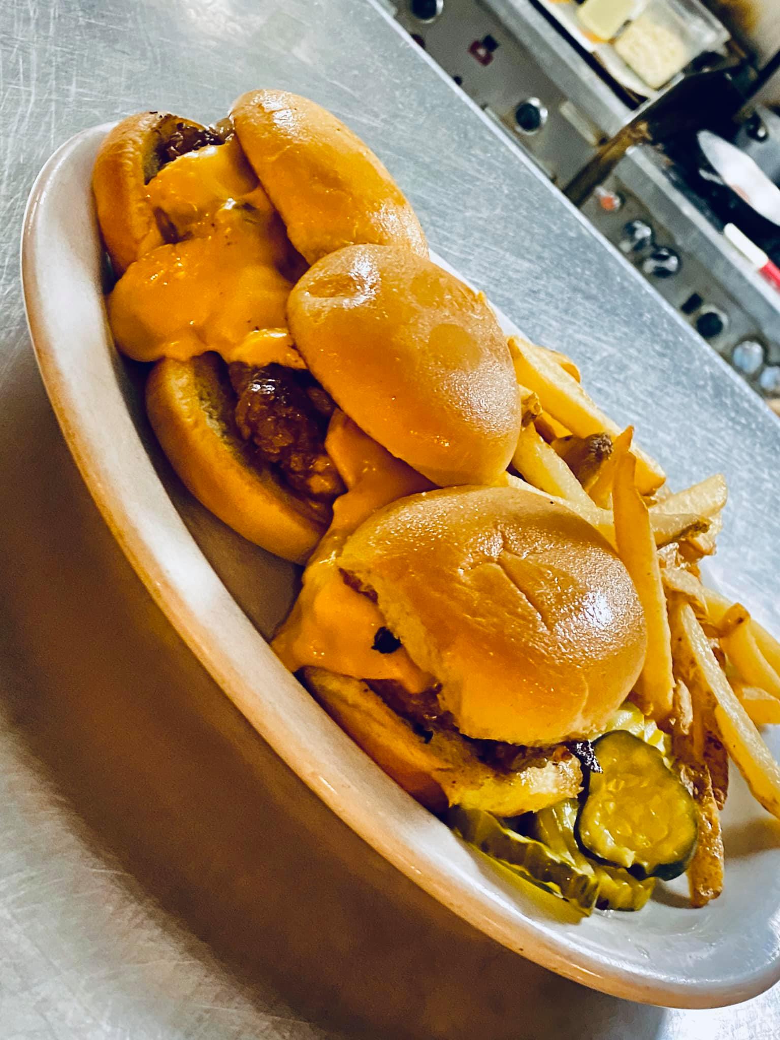 Gus & Us Grill Picture