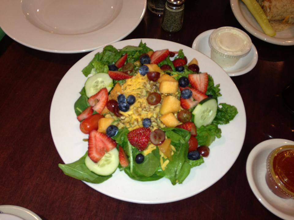 Gus & Us Grill Picture