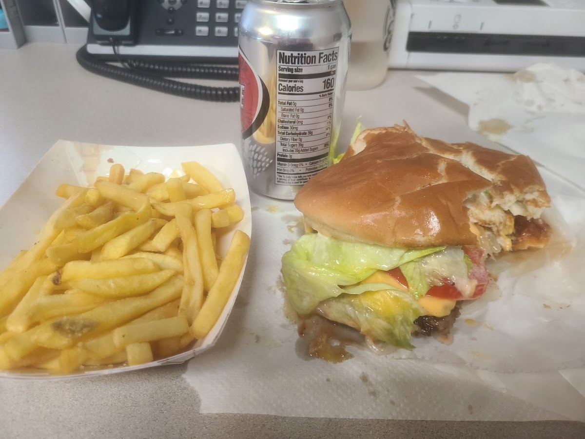 A Lil Bit Of Sugar Food Truck Food Photo - A Lil Bit Of Sugar Food Truck American in Gravette, AR