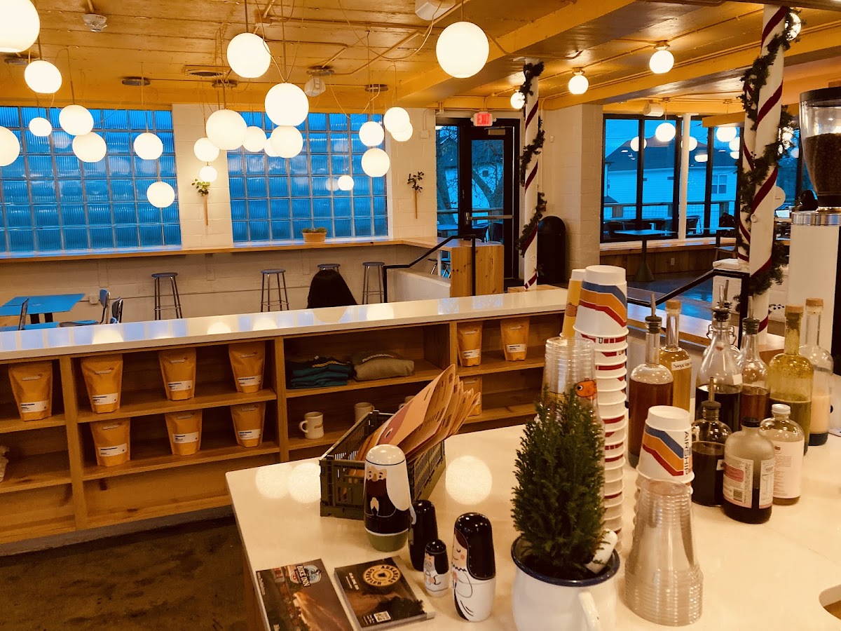 Airship Coffee at the Pumphouse Interior Photo - Airship Coffee at the Pumphouse Cafe in Bentonville, AR