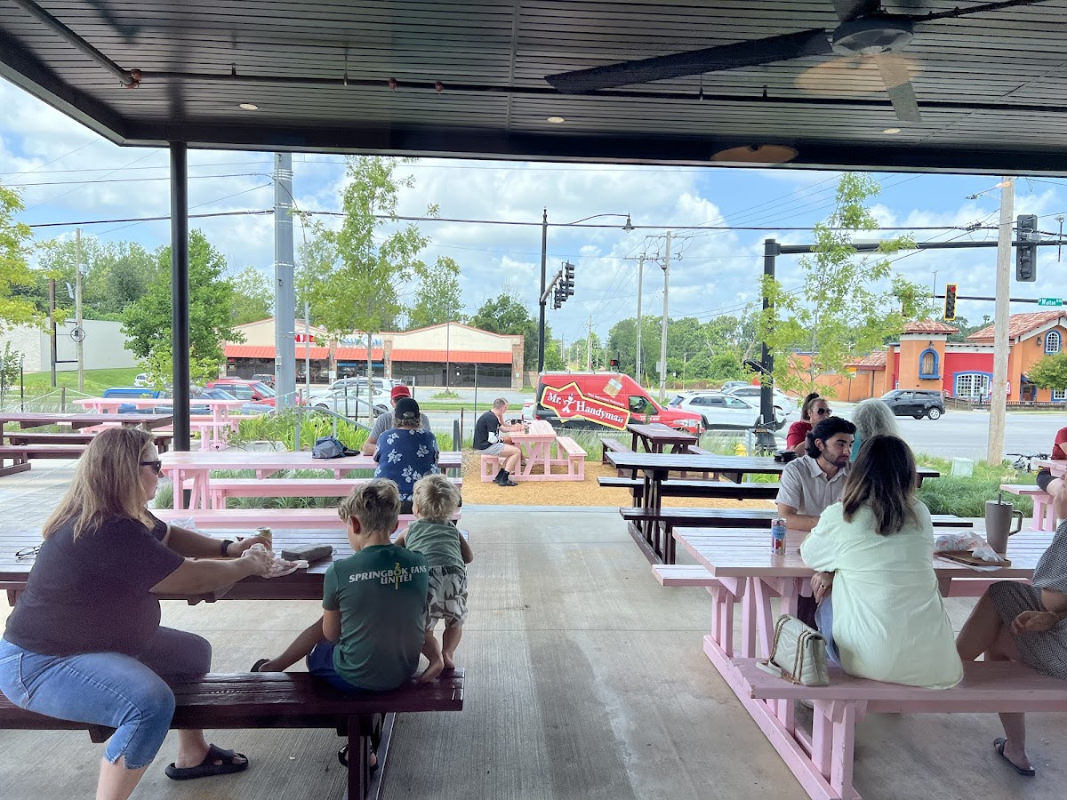 Archie's Sandwichery Exterior Photo - Archie's Sandwichery Sandwiches in Bentonville, AR