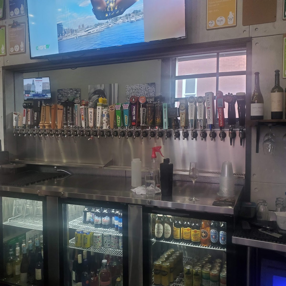 Barley & Vine Interior Photo - Barley & Vine Bars in Bentonville, AR