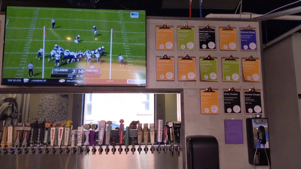 Barley & Vine Interior Photo - Barley & Vine Bars in Bentonville, AR