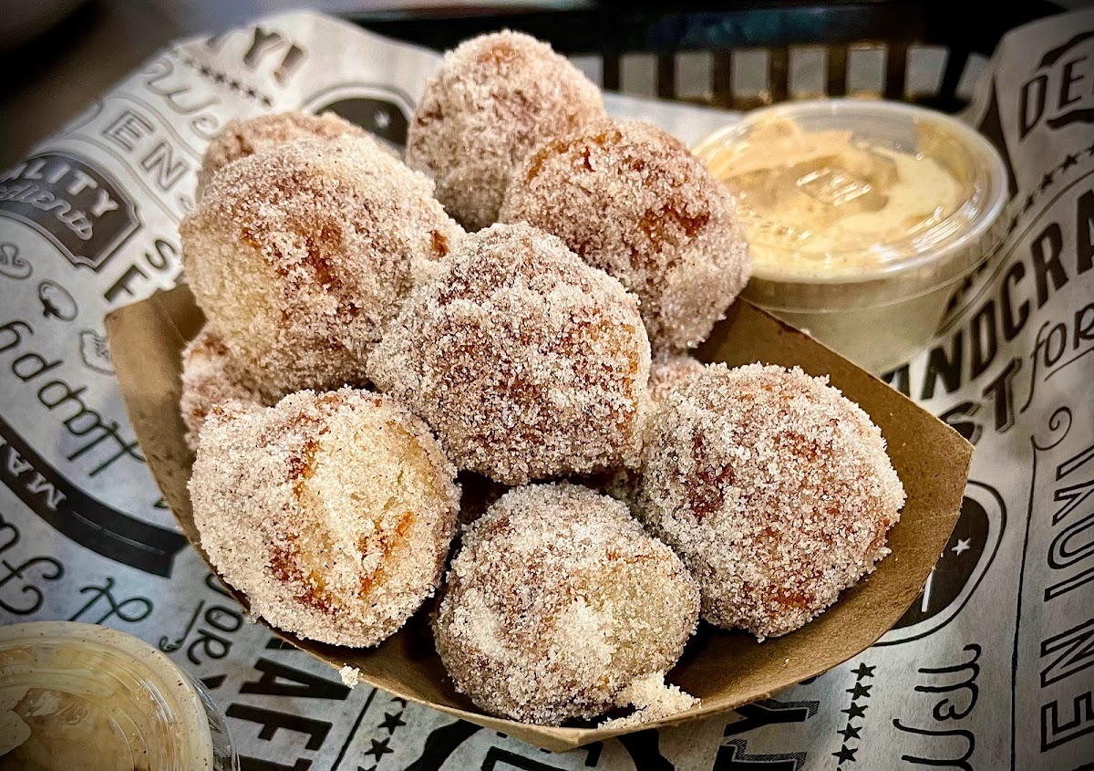 Bennett's Grill and Cafe Food Photo - Bennett's Grill and Cafe Cafe in Calabash, NC