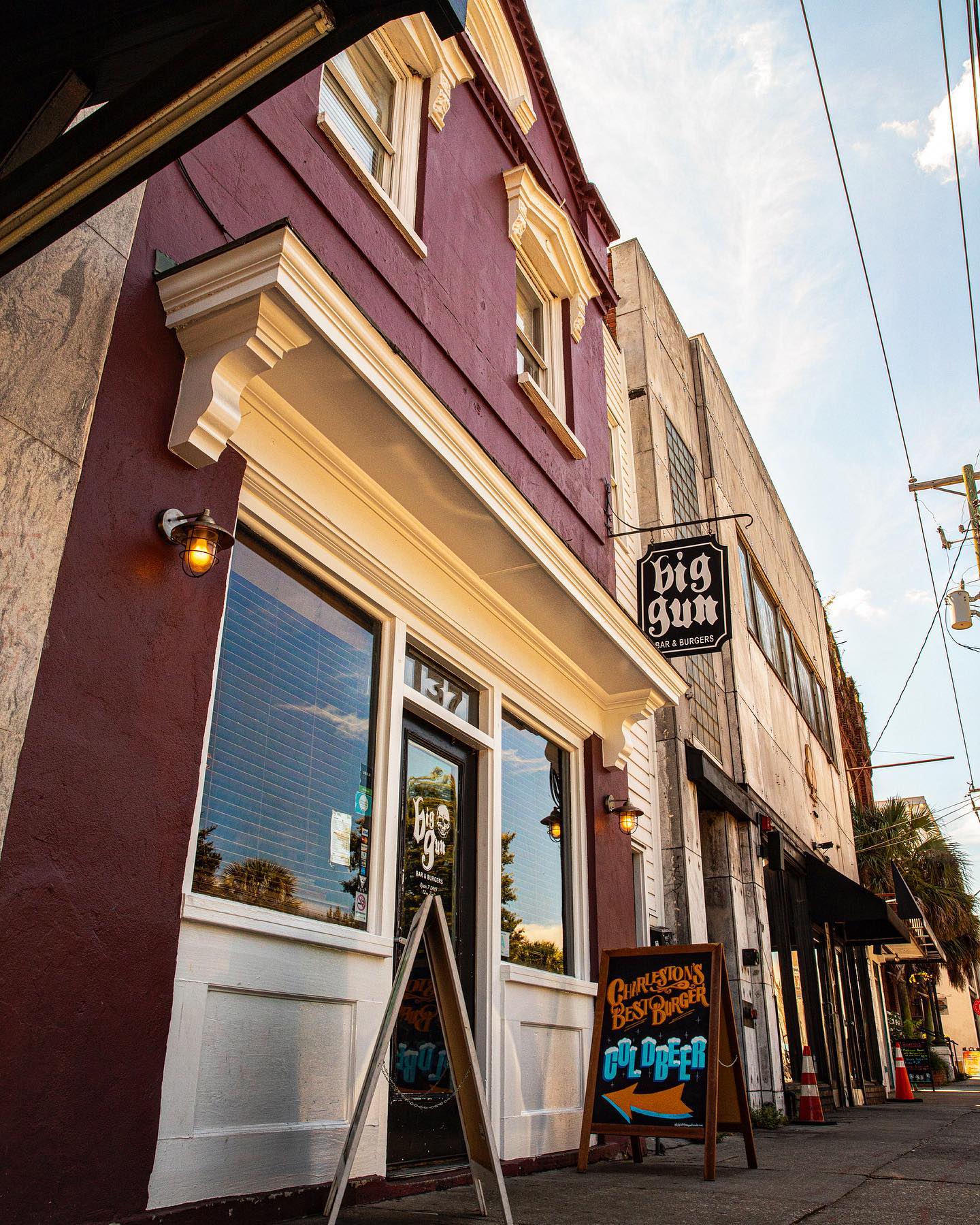 Big Gun Burger Shop & Bar