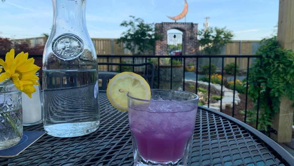 Blue Heaven Restaurant & Bar Drinks Photo - Blue Heaven Restaurant & Bar Steakhouse in Benton, AR