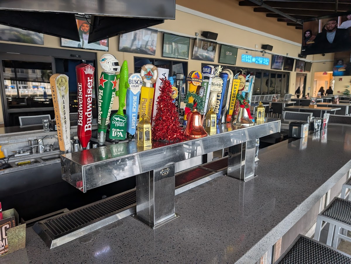 Bokamper's Sports Bar & Grill Interior Photo - Bokamper's Sports Bar & Grill Bar & Grill in Fort Lauderdale, FL
