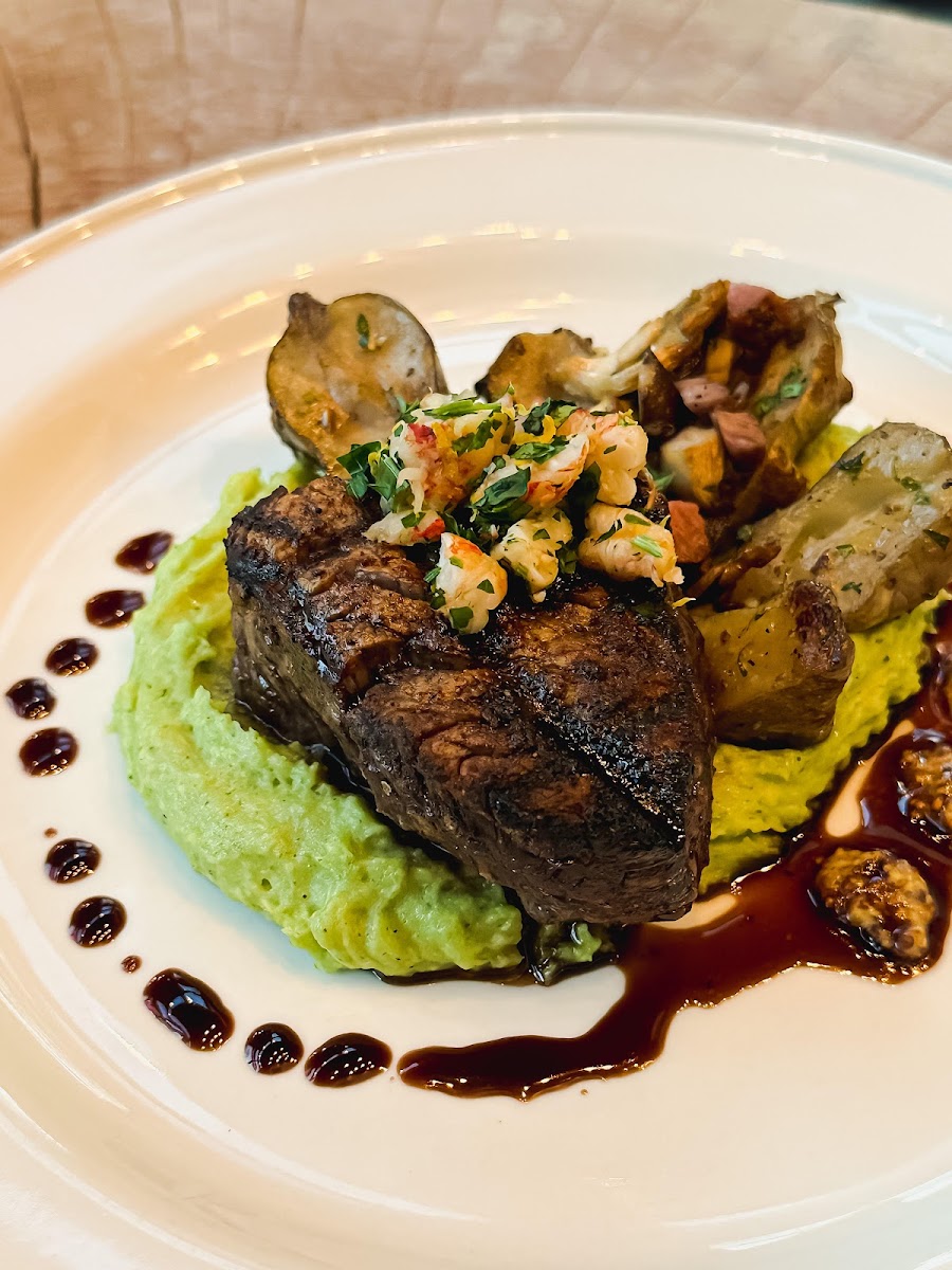 Bordinos Restaurant & Wine Bar Food Photo - Bordinos Restaurant & Wine Bar Bars in Fayetteville, AR