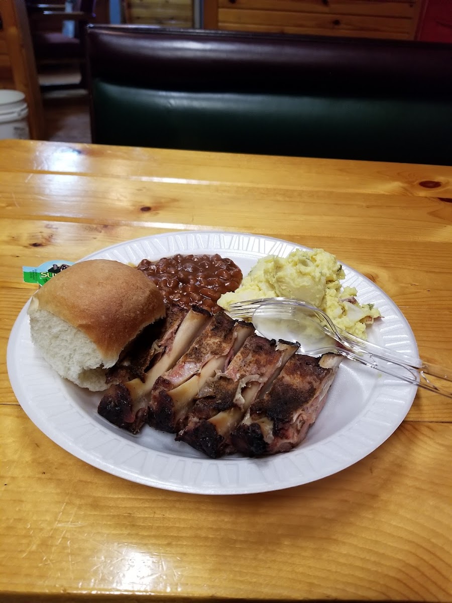 Bubbas Bbq Food Photo - Bubbas Bbq BBQ in Jane, MO