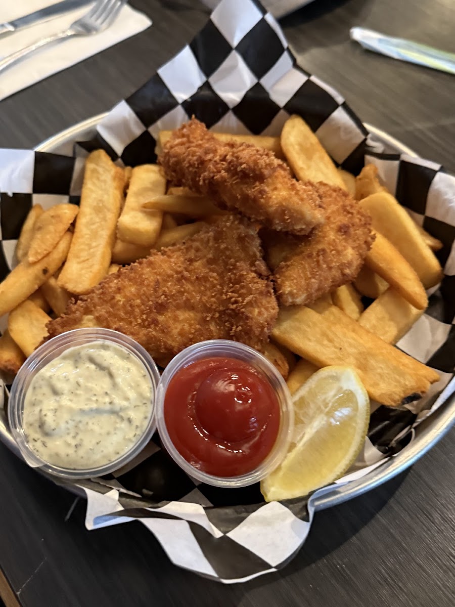 Chinooks Restaurant Food Photo - Chinooks Restaurant Seafood in Seward, AK