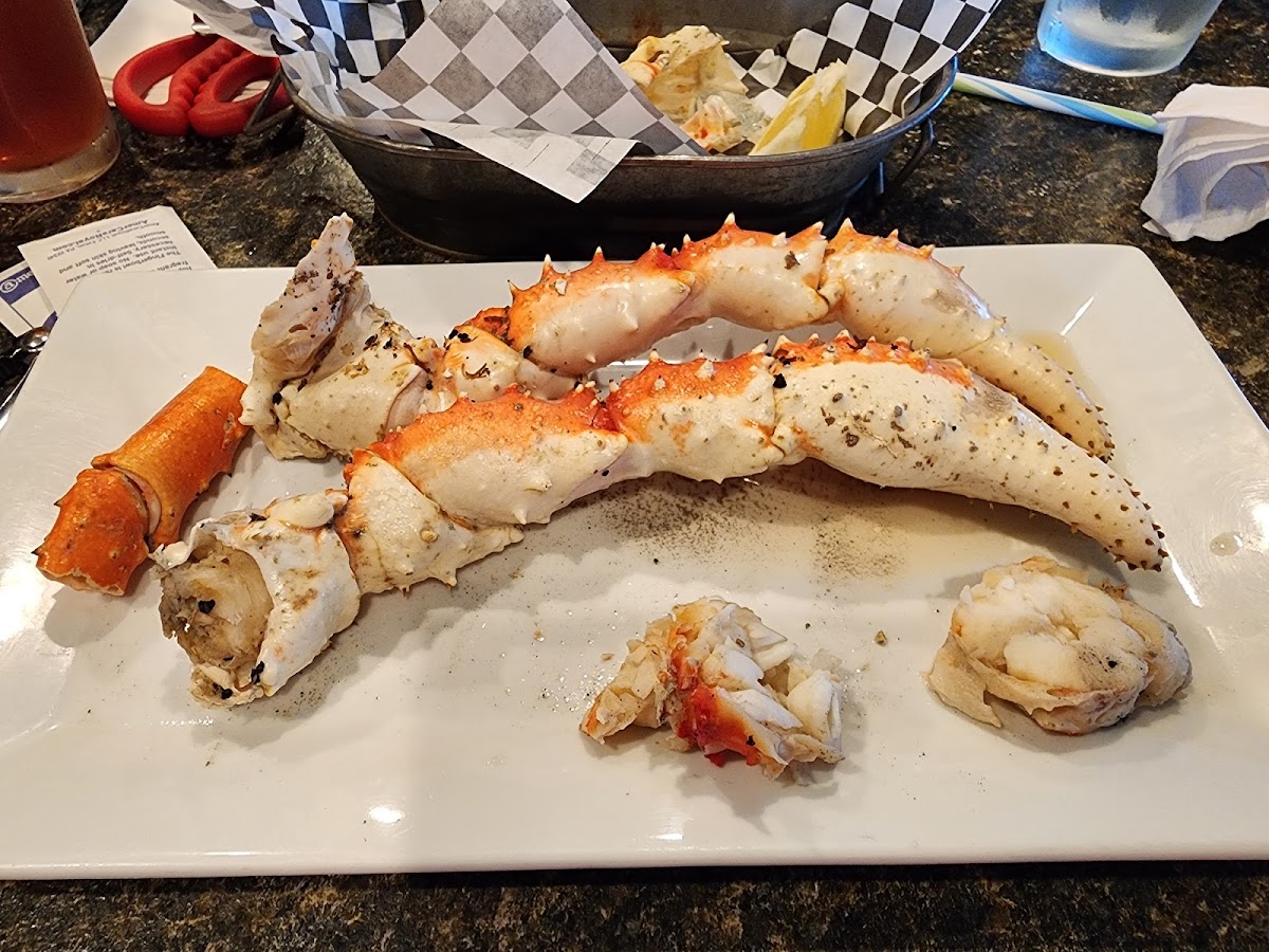 Chinooks Restaurant Food Photo - Chinooks Restaurant Seafood in Seward, AK