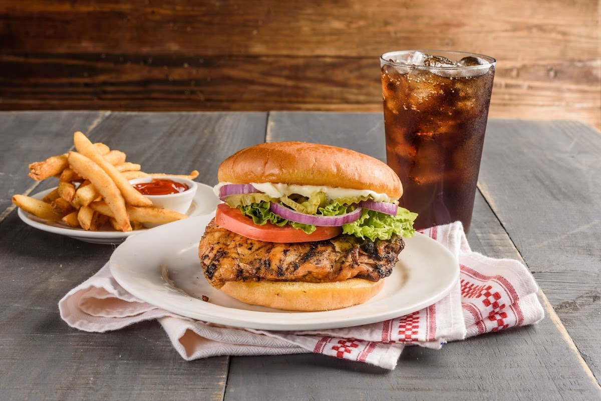 Dreamland BBQ Food Photo - Dreamland BBQ American in Mobile, AL