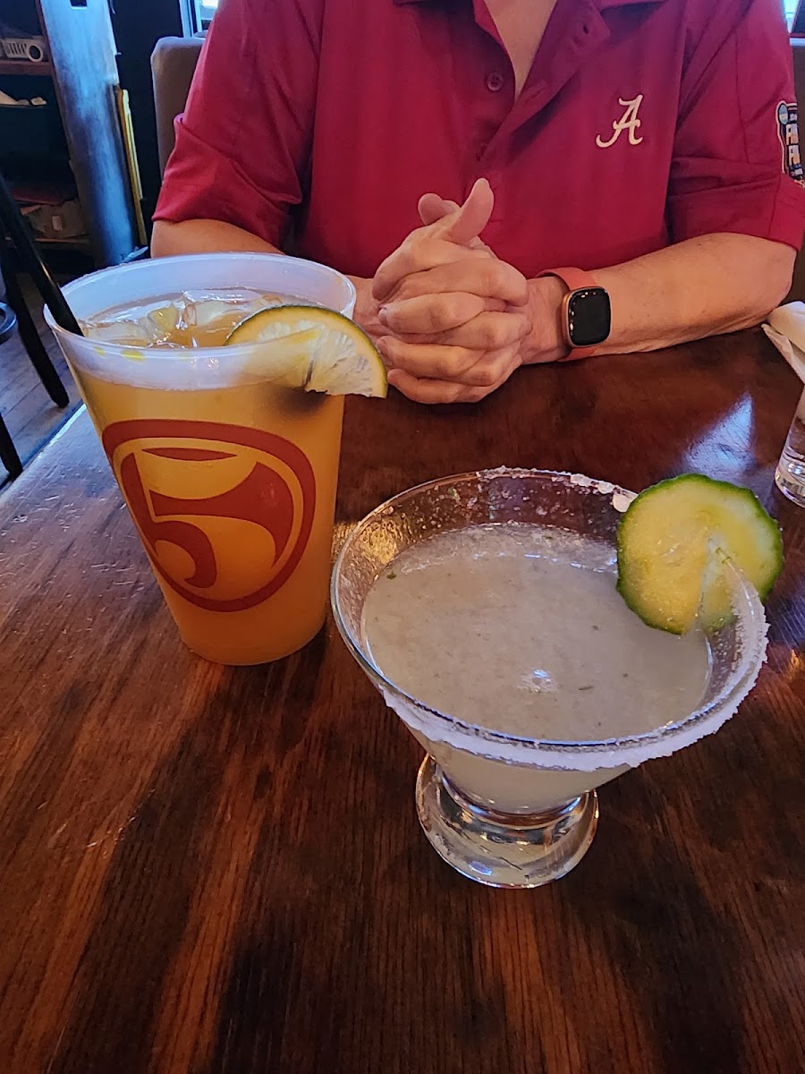 FIVE Tuscaloosa Drinks Photo - FIVE Tuscaloosa Bars in Tuscaloosa, AL