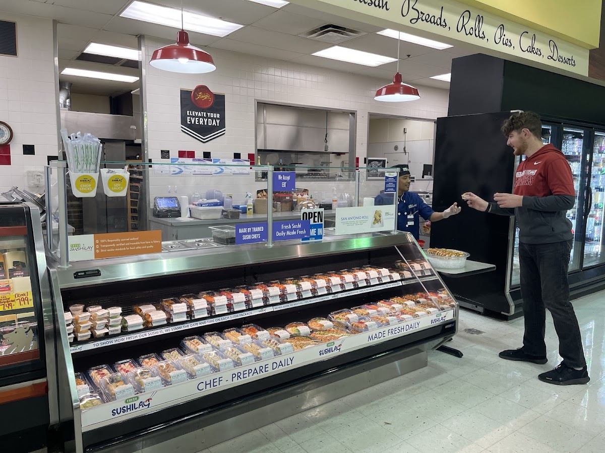 Fresh Sushilay Interior Photo - Fresh Sushilay Sushi in Bella Vista, AR