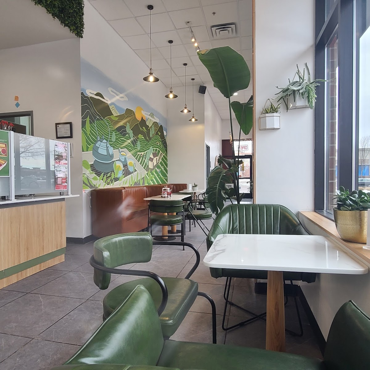 Freshly Leaf - Maple Grove Interior Photo - Freshly Leaf - Maple Grove Restaurant in Maple Grove, MN