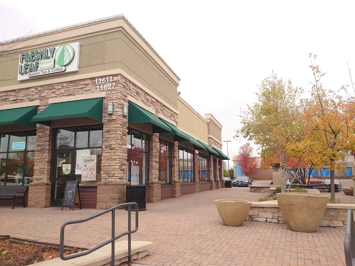 Freshly Leaf - Maple Grove Exterior Photo - Freshly Leaf - Maple Grove Restaurant in Maple Grove, MN