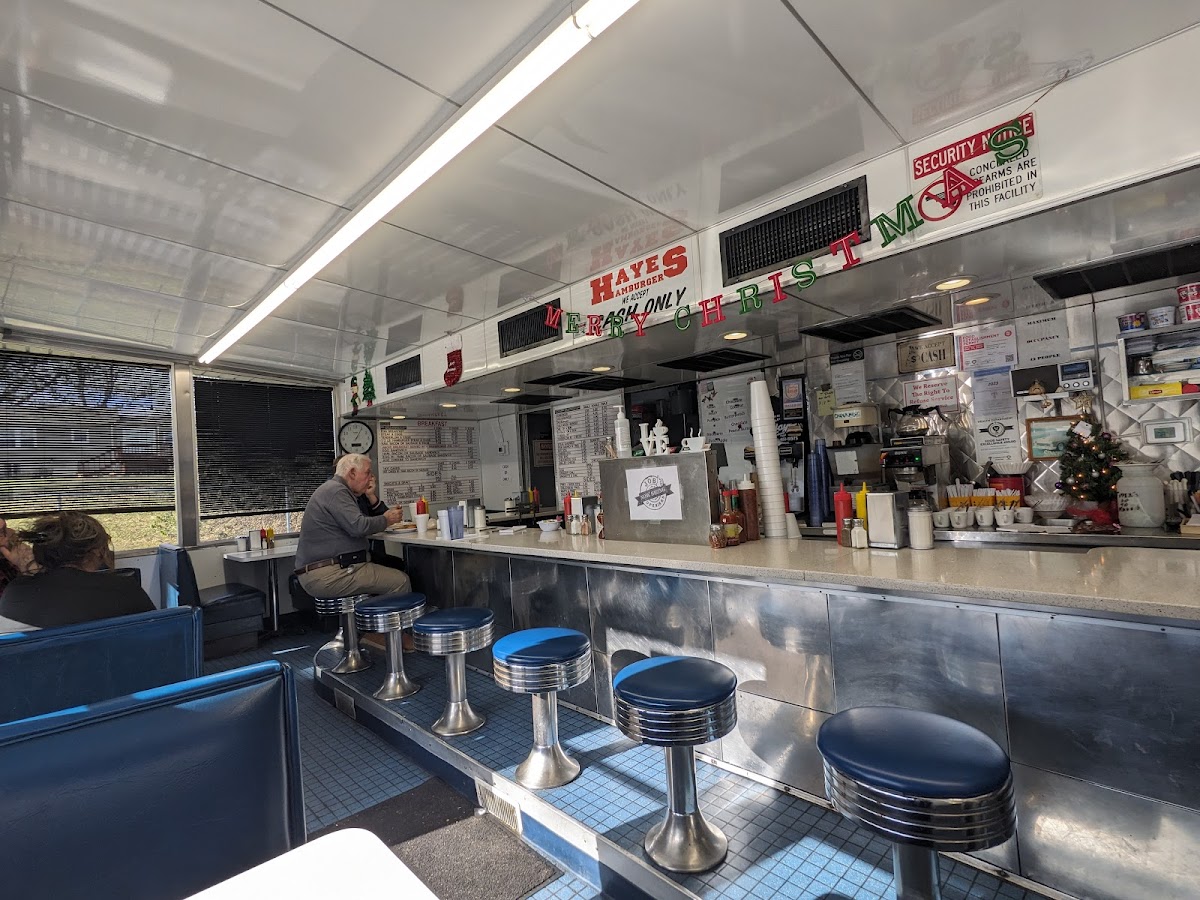 Hayes Hamburger and Chili Interior Photo - Hayes Hamburger and Chili American in Kansas City, MO