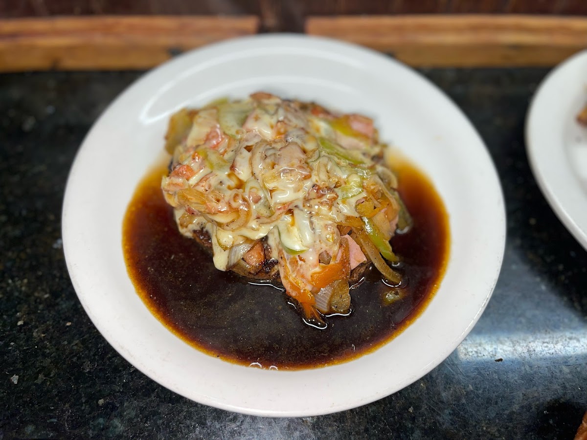 Herman's Ribhouse Food Photo - Herman's Ribhouse Restaurant in Fayetteville, AR