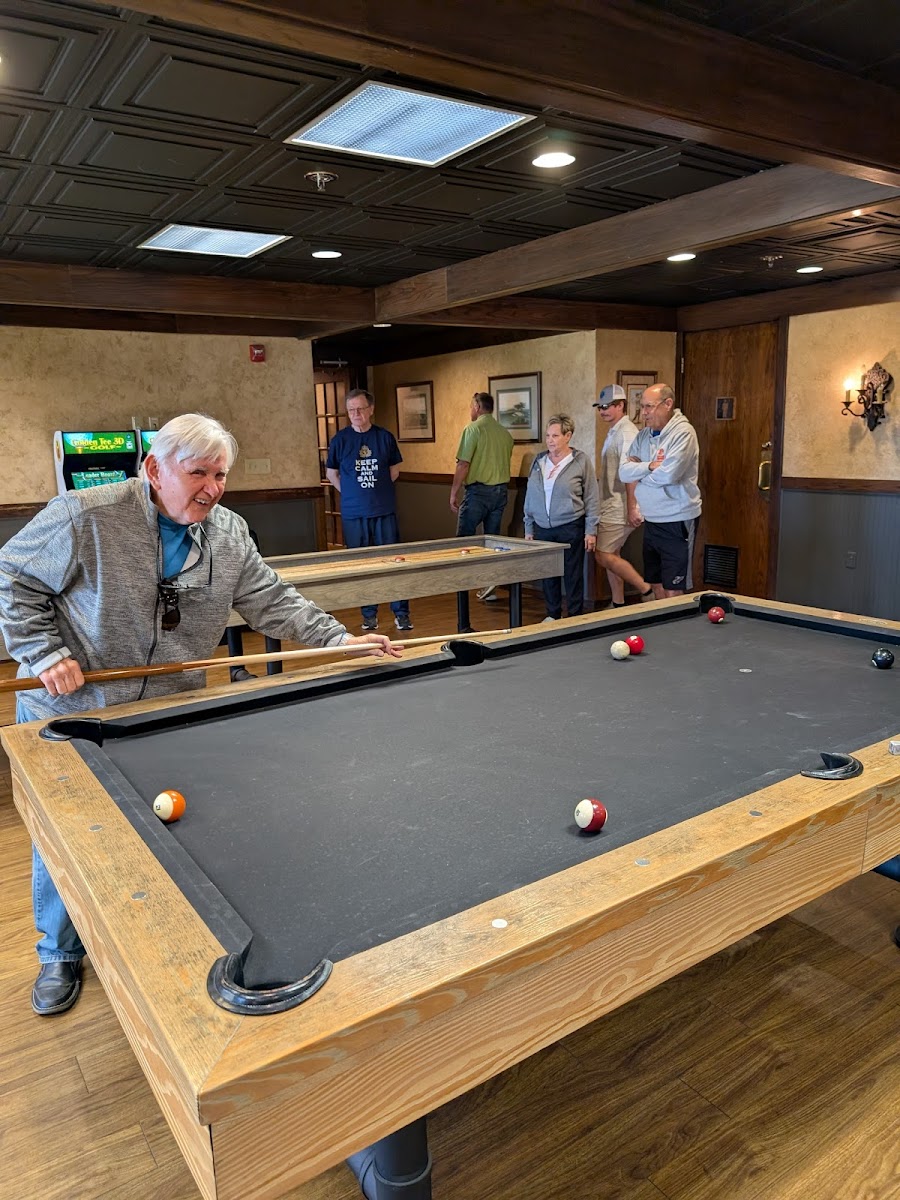 Highlands Golf and Pub Interior Photo - Highlands Golf and Pub Pubs in Bella Vista, AR