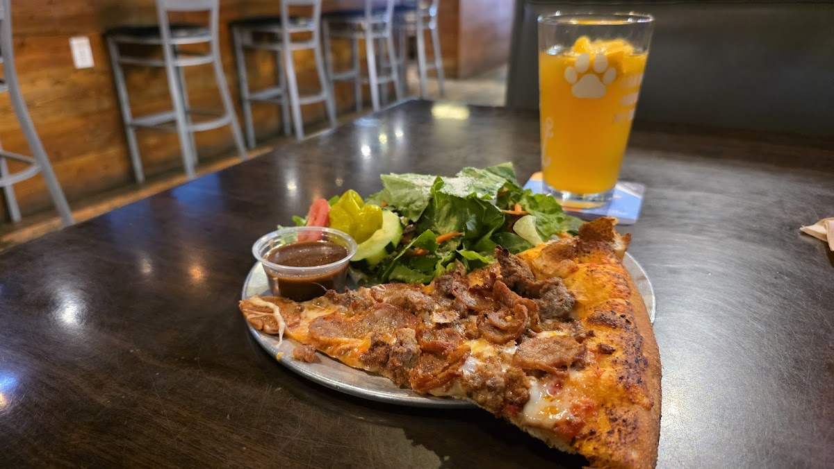 JC's New York Pizza Department Food Photo - JC's New York Pizza Department Pizza in Las Vegas, NM