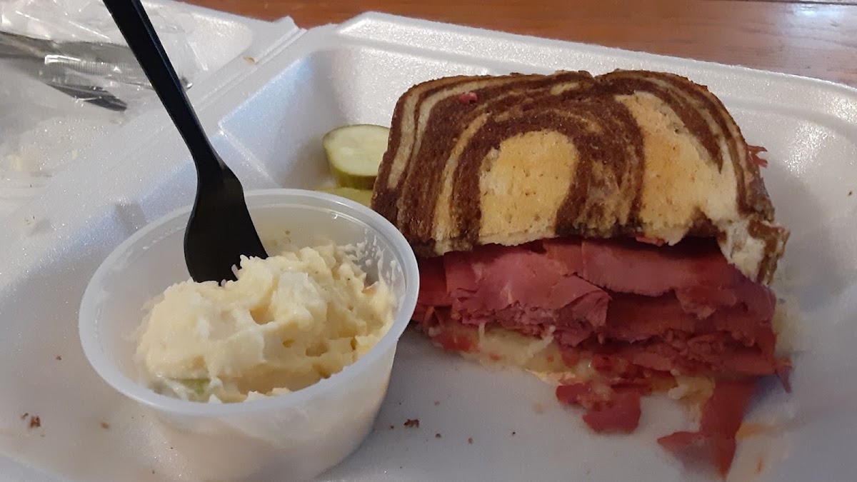 Knobby's Deli Food Photo - Knobby's Deli Deli in Campbellsville, KY