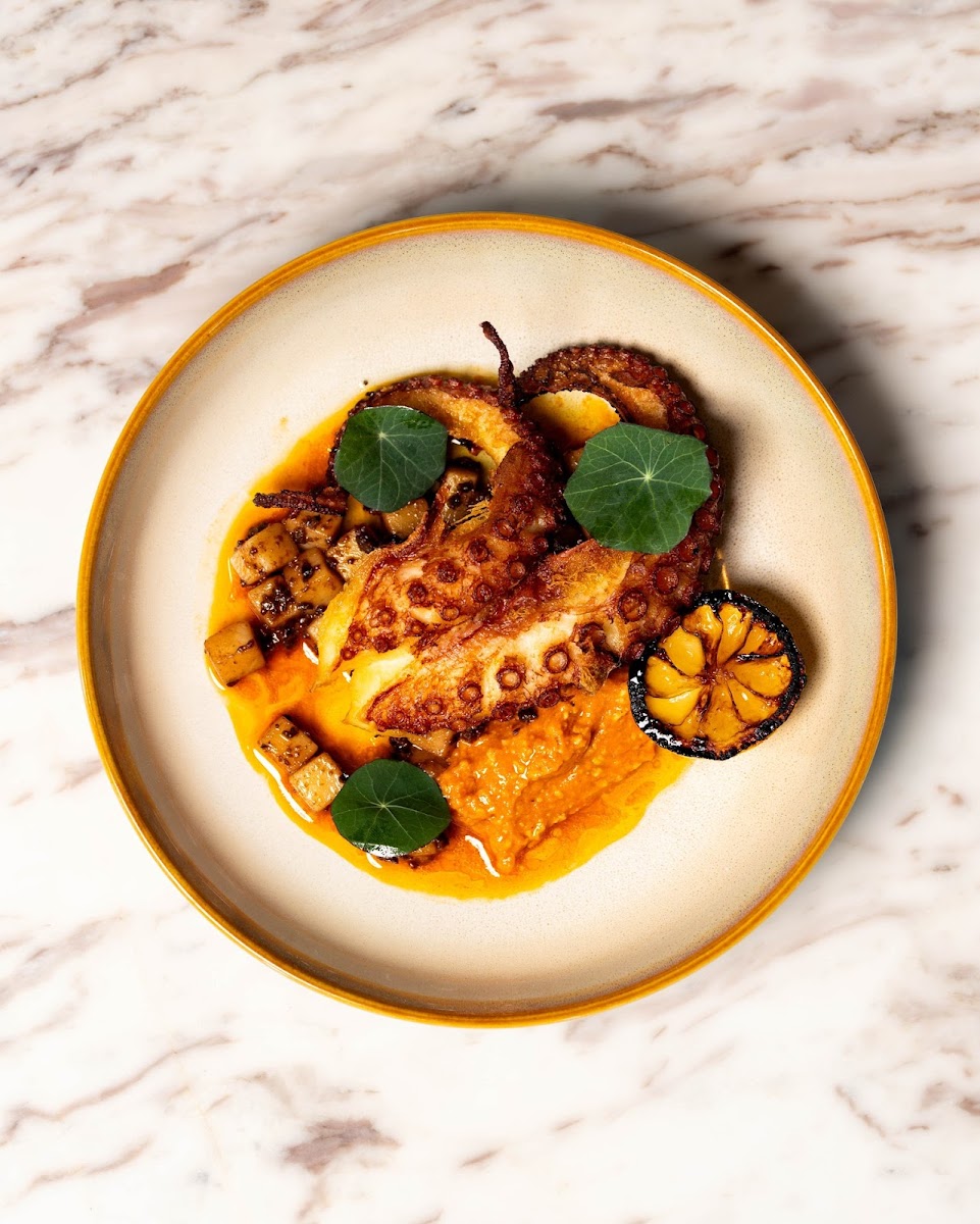 Lady Slipper Food Photo - Lady Slipper Bars in Bentonville, AR