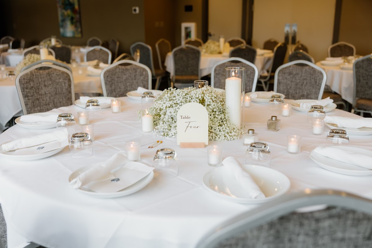 Lakepoint Restaurant and Event Center Interior Photo - Lakepoint Restaurant and Event Center Restaurant in Bella Vista, AR