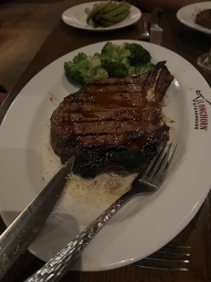 LongHorn Steakhouse Food Photo - LongHorn Steakhouse Bars in Fayetteville, AR