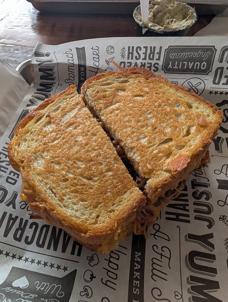 Meltz Extreme Grilled Cheese Food Photo - Meltz Extreme Grilled Cheese Sandwiches in Coeur D'Alene, ID