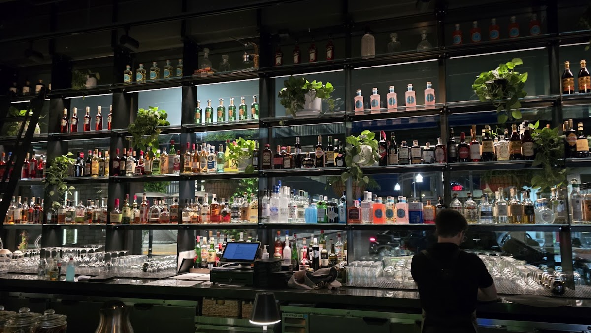 Mezzaluna Pasteria & Mozzarella Bar Bentonville Interior Photo - Mezzaluna Pasteria & Mozzarella Bar Bentonville Restaurant in Bentonville, AR