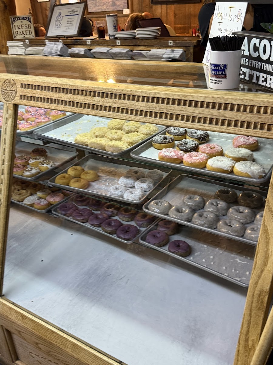 Michael's Kitchen Restaurant & Bakery Food Photo - Michael's Kitchen Restaurant & Bakery Bakery in Taos, NM