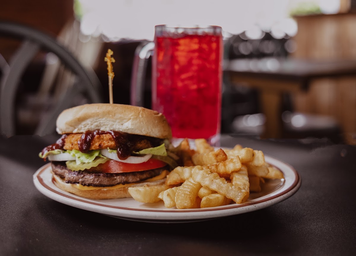 Norman McDonald's Country Drive-In Food Photo - Norman McDonald's Country Drive-In American in Philpot, KY