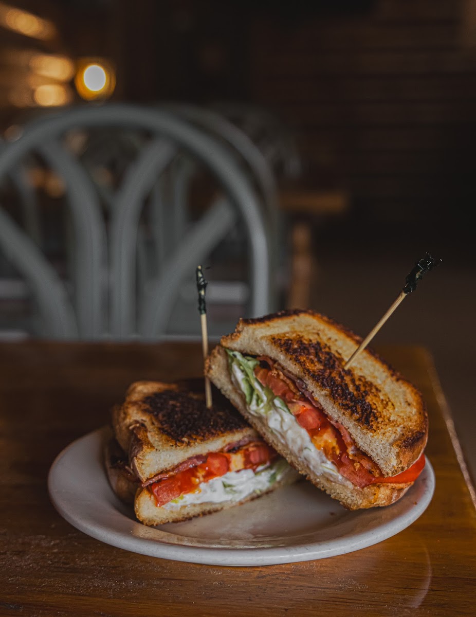 Norman McDonald's Country Drive-In Food Photo - Norman McDonald's Country Drive-In American in Philpot, KY