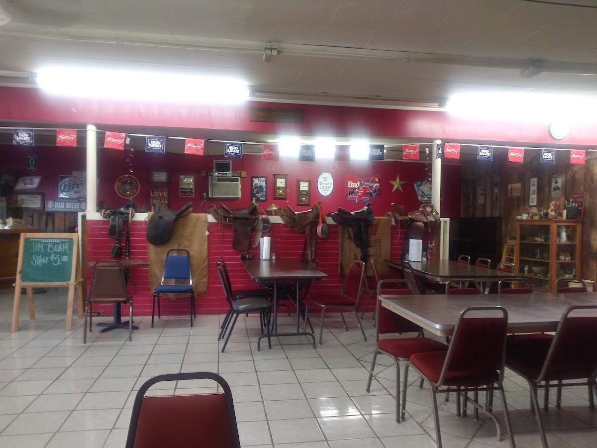 Old Barn Door Restaurant Interior Photo - Old Barn Door Restaurant American in Sturgis, KY