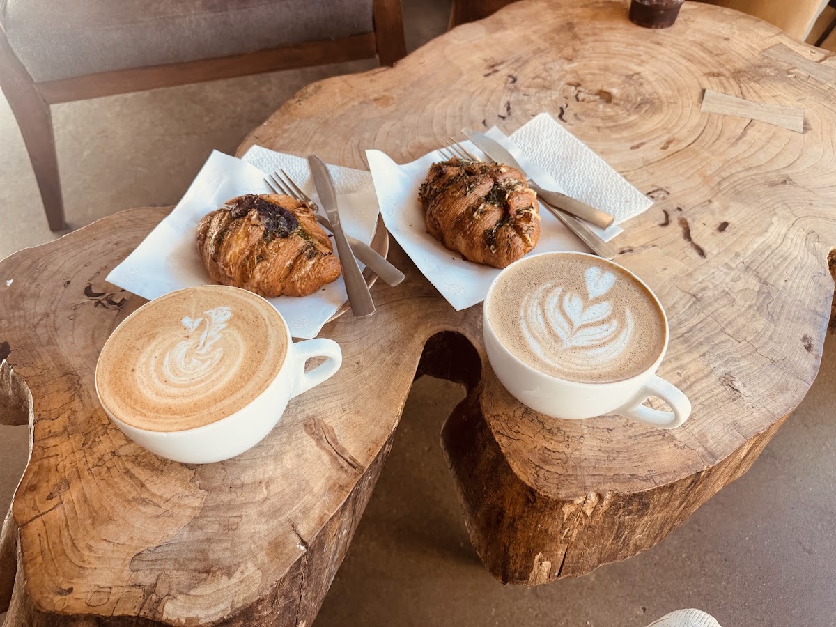 Onyx Coffee Lab Drinks Photo - Onyx Coffee Lab Cafe in Bentonville, AR