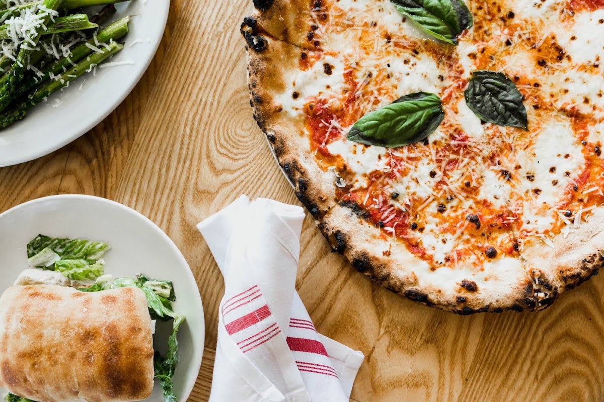 Oven & Tap Food Photo - Oven & Tap Restaurant in Bentonville, AR