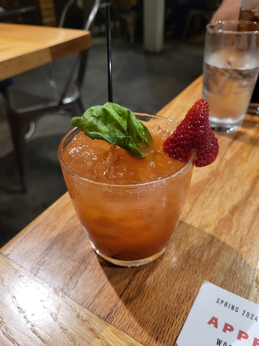 Oven & Tap Drinks Photo - Oven & Tap Restaurant in Bentonville, AR