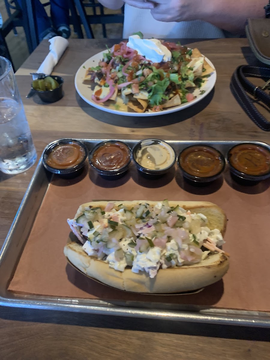 OZ Smokehouse Food Photo - OZ Smokehouse Bars in Rogers, AR