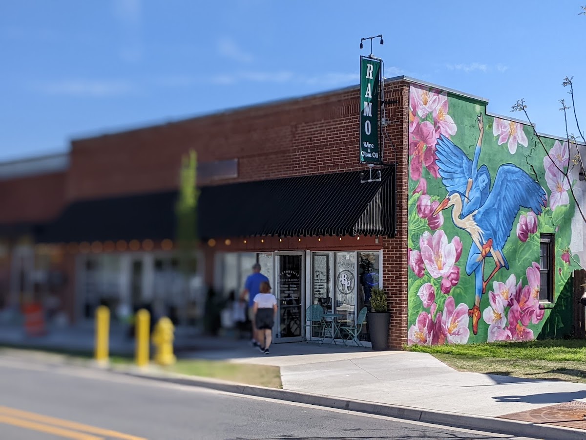 Ramo d'Olivo Interior Photo - Ramo d'Olivo Bars in Bentonville, AR