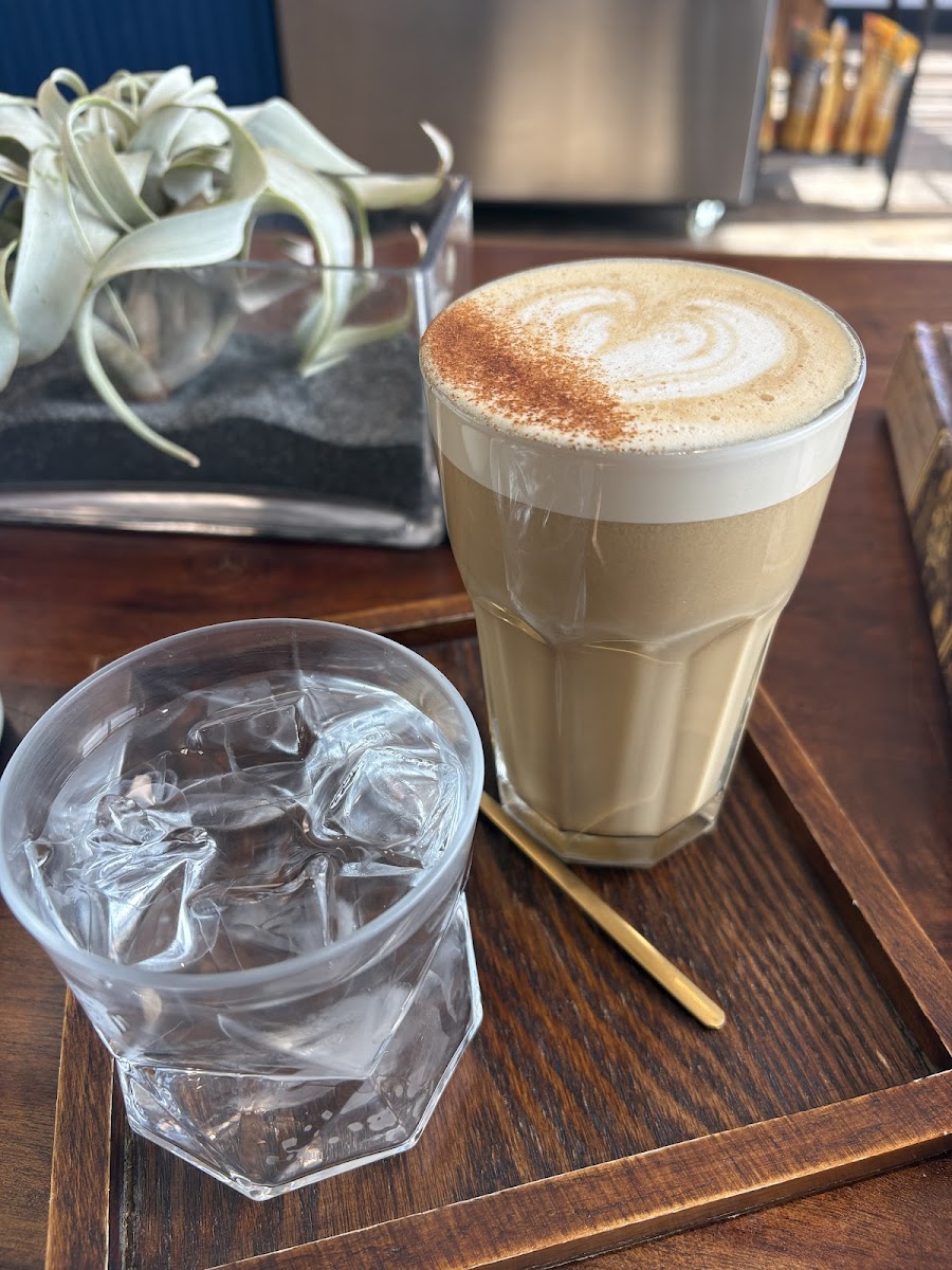 Reverie Coffee & Teahouse Drinks Photo - Reverie Coffee & Teahouse Cafe in Rogers, AR