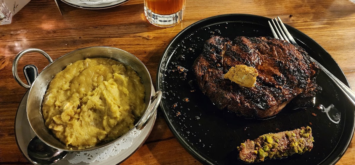 ROBER :: Cocktails + Culinary Food Photo - ROBER :: Cocktails + Culinary Restaurant in Benton, AR