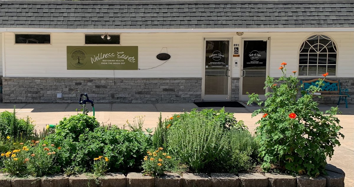 Taste of Eden Exterior Photo - Taste of Eden Restaurant in Decatur, AR