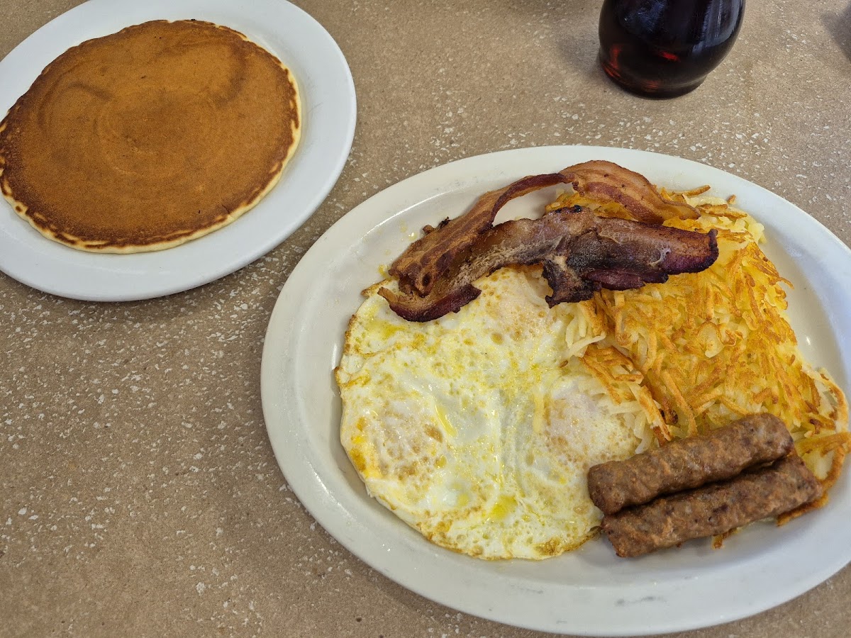 Thomas Restaurant Food Photo - Thomas Restaurant American in Pryor, OK