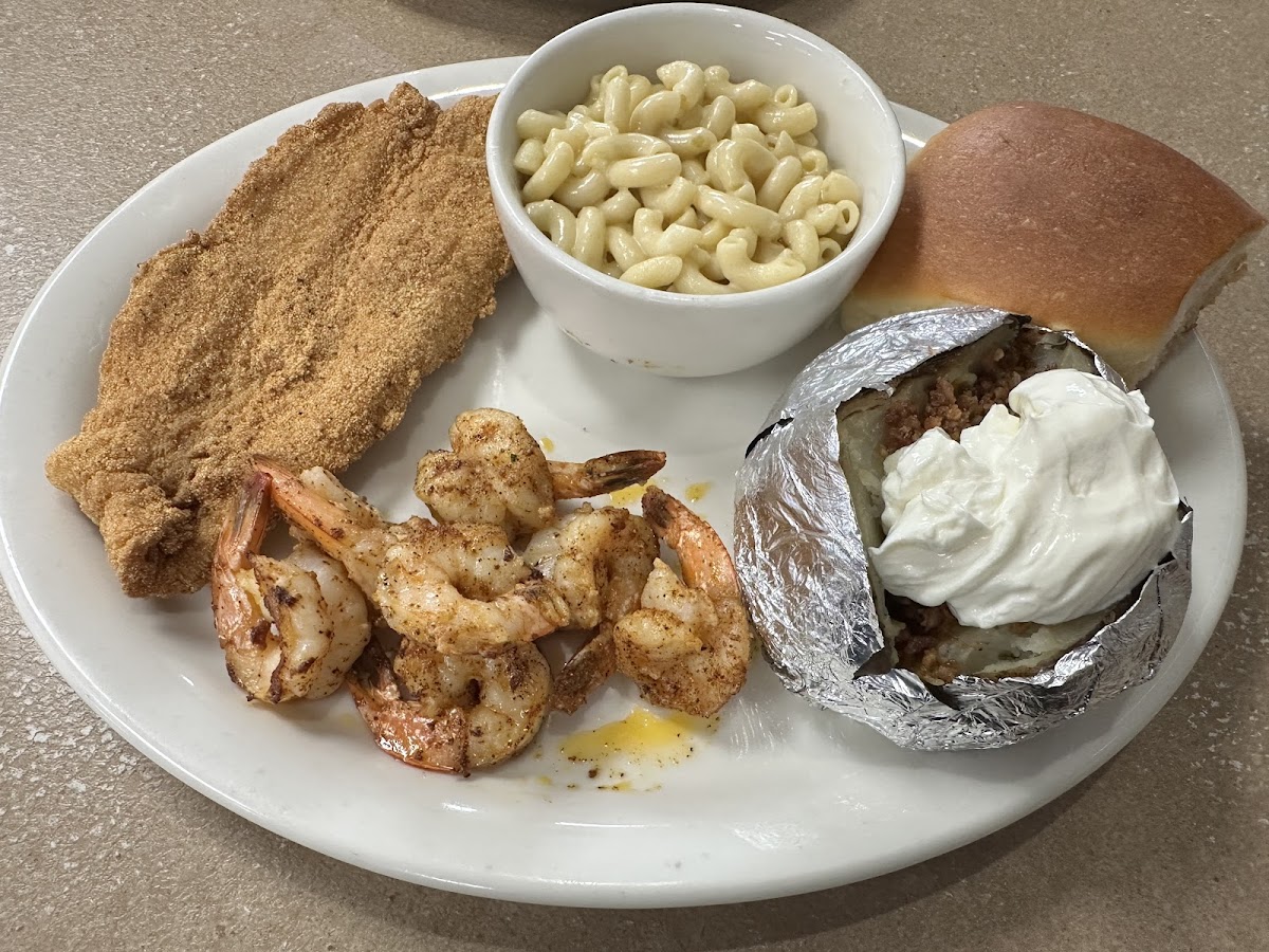 Thomas Restaurant Food Photo - Thomas Restaurant American in Pryor, OK