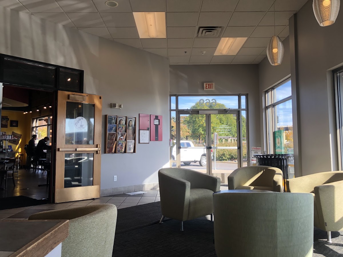 Triple D Espresso Interior Photo - Triple D Espresso Cafe in Golden Valley, MN