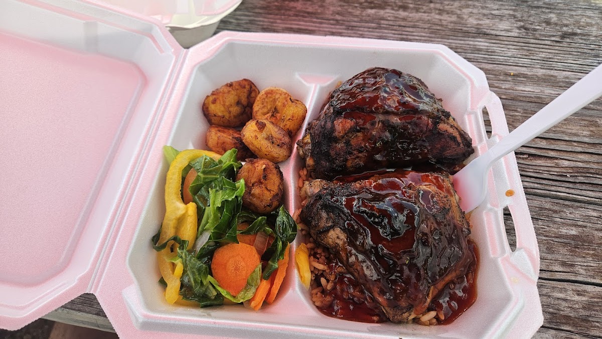 Tru Jamaica Restaurant Food Photo - Tru Jamaica Restaurant Jerk Joint in Waco, TX